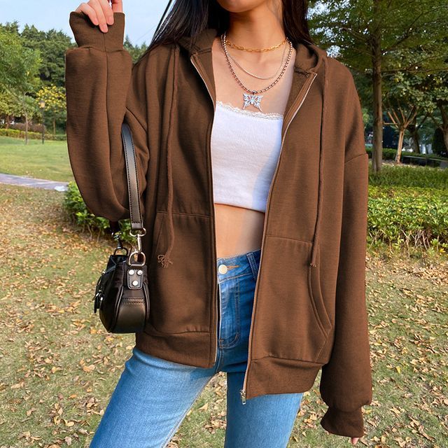 Cách Mặc áo Hoodie Zip-Up phong cách và hợp thời trang hơn